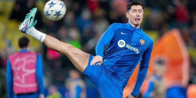 九游娱乐- 莱万多夫斯基连续七场比赛得分超过刷新纪录，C9不断突破！再创辉煌时刻